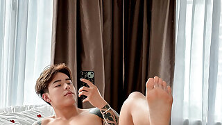 307 Singaporean hottie Titus Low