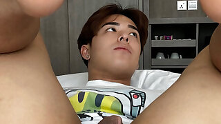 287 Singaporean hottie Titus Low