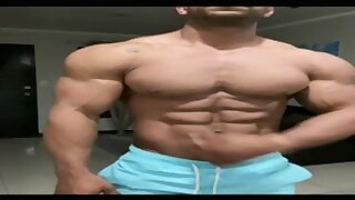 Victor Ramirez - Super Muscle Hunk Mega Flexing and Posing