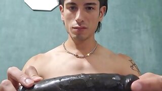 Argentinian guy play with his ass