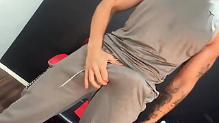 Macho Exibido Em Punheta Pesada Te Provocando