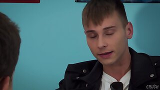 Crush EP3. Discord