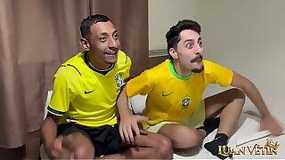 E foi assim que assisti Brasil x Haiti com meu parceiro viado
