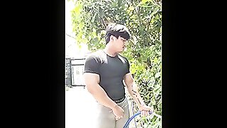Exhib Muscle Jerking
