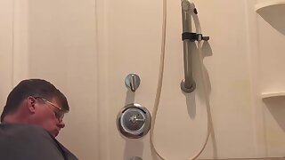 Blowjob in the Showe