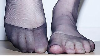My Feet In Black Sheer Pantyhose Tights Photoset